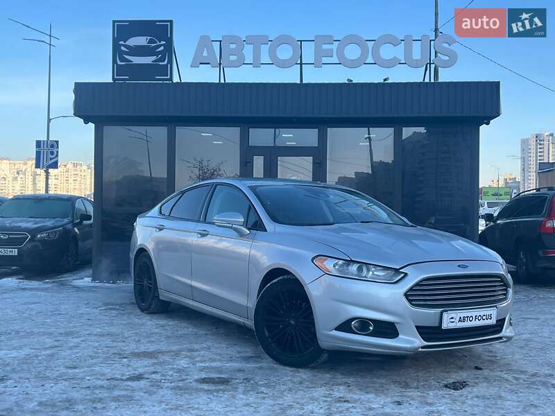 Седан Ford Fusion 2013 в Києві