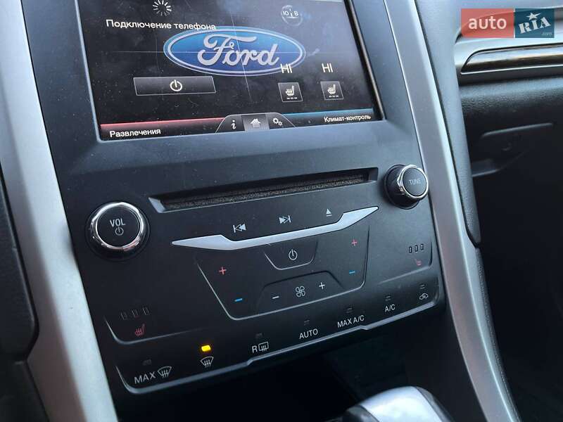 Седан Ford Fusion 2013 в Києві