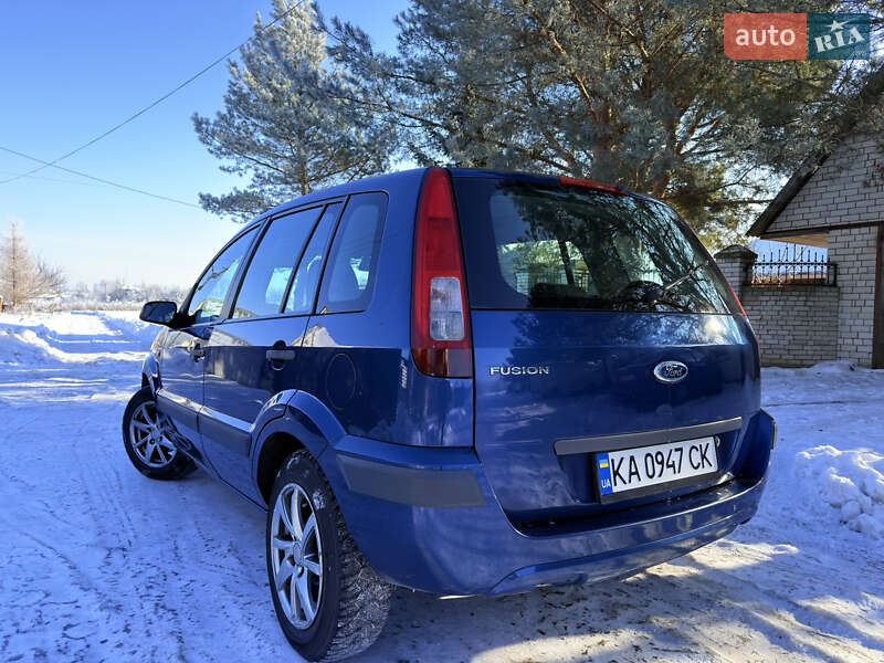 Хэтчбек Ford Fusion 2007 в Мене