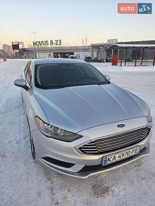 Седан Ford Fusion 2016 в Києві
