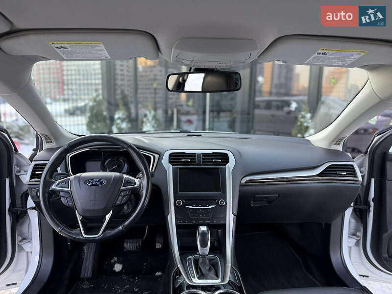 Седан Ford Fusion 2013 в Киеве фото 23 Седан Ford Fusion 2013 в Киеве