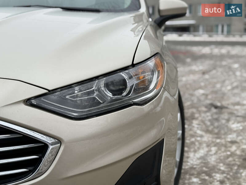 Седан Ford Fusion 2018 в Киеве