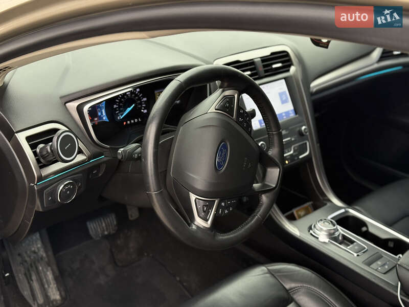 Седан Ford Fusion 2018 в Киеве