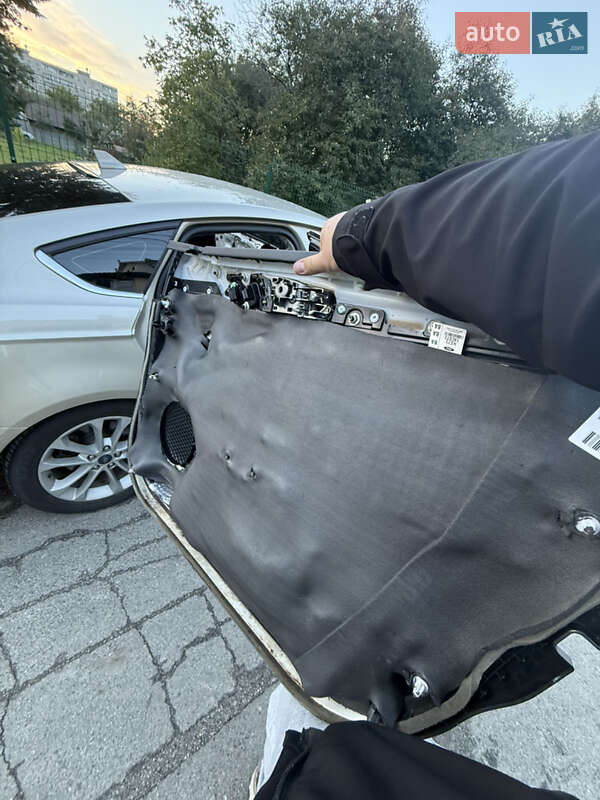 Седан Ford Fusion 2018 в Киеве