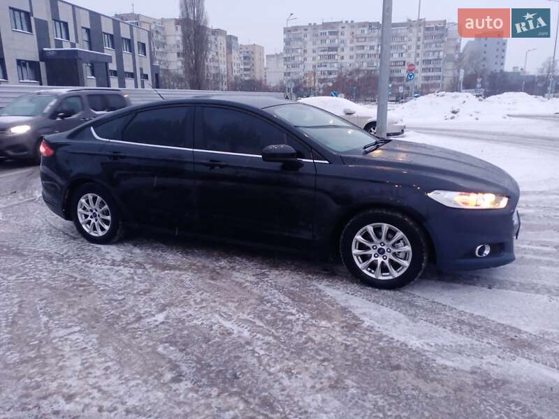 Седан Ford Fusion 2014 в Киеве