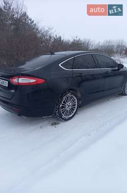 Седан Ford Fusion 2013 в Жовкве