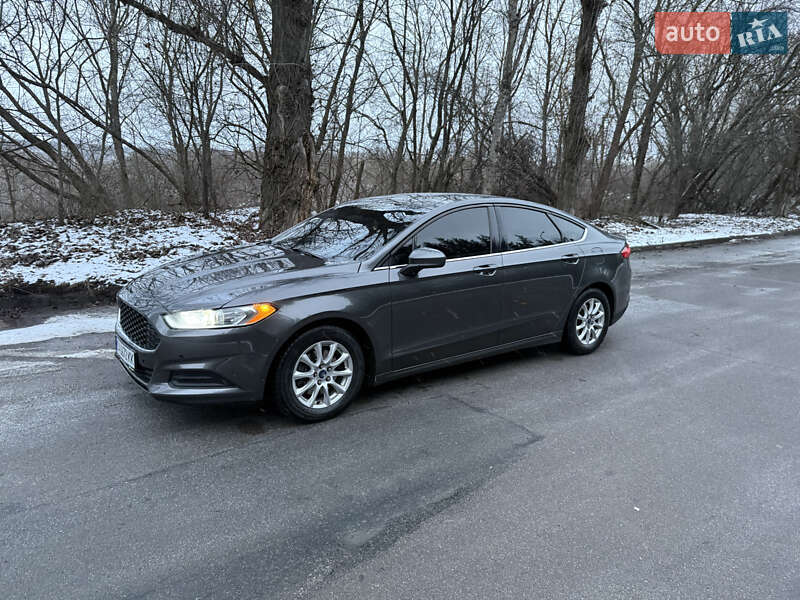 Седан Ford Fusion 2016 в Киеве фото 7 Седан Ford Fusion 2016 в Киеве