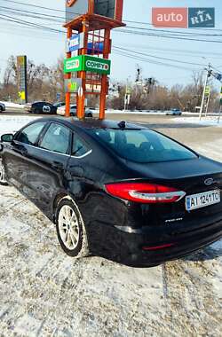 Седан Ford Fusion 2019 в Ірпені