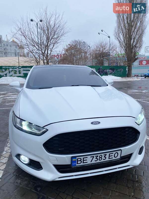 Седан Ford Fusion 2015 в Одессе
