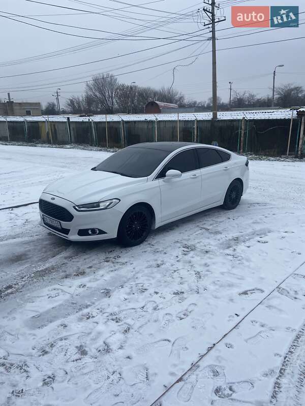 Седан Ford Fusion 2015 в Одессе