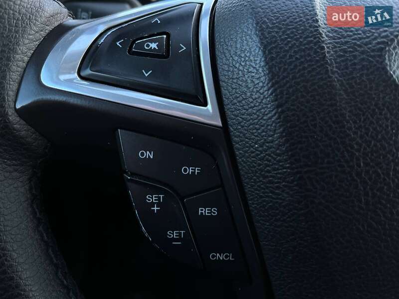 Седан Ford Fusion 2013 в Киеве