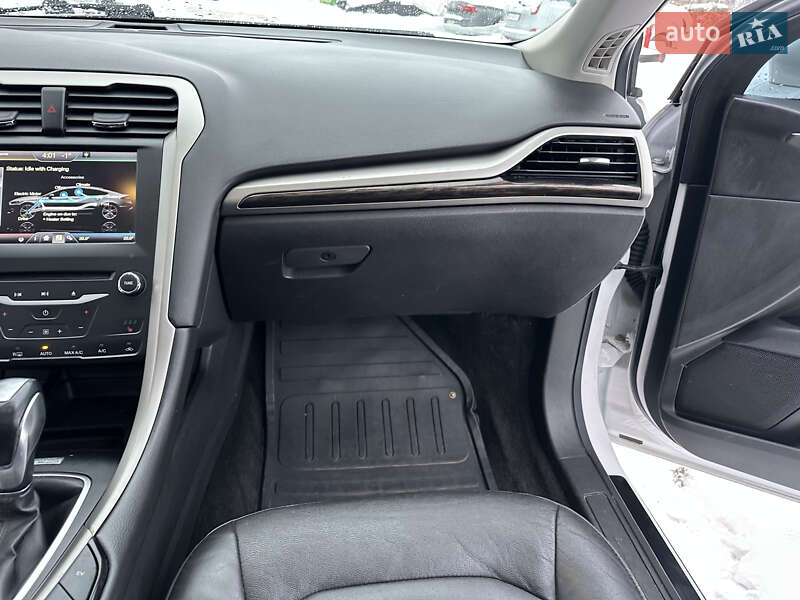 Седан Ford Fusion 2013 в Івано-Франківську фото 8 Седан Ford Fusion 2013 в Івано-Франківську