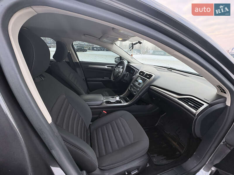 Седан Ford Fusion 2017 в Киеве