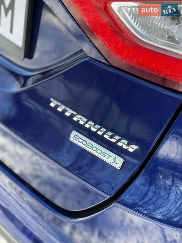 Седан Ford Fusion 2015 в Сумах