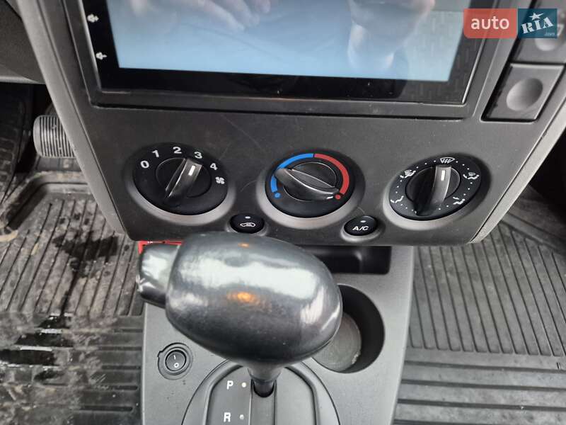 Хэтчбек Ford Fusion 2005 в Виннице