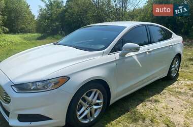 Седан Ford Fusion 2015 в Чернигове