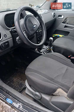 Хэтчбек Ford Fusion 2002 в Чернигове