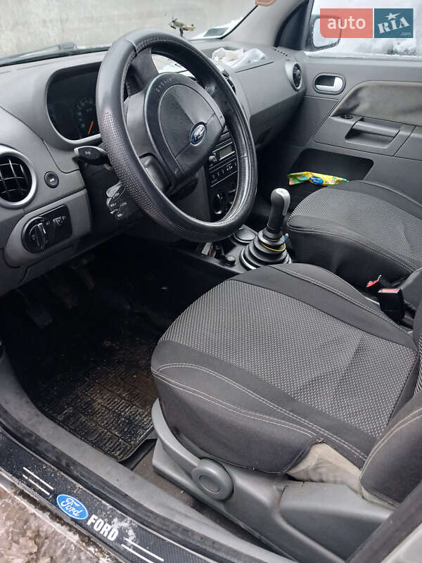 Хетчбек Ford Fusion 2002 в Чернігові фото 10 Хетчбек Ford Fusion 2002 в Чернігові