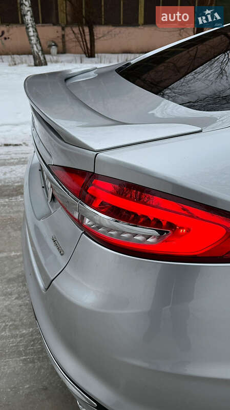 Седан Ford Fusion 2016 в Києві