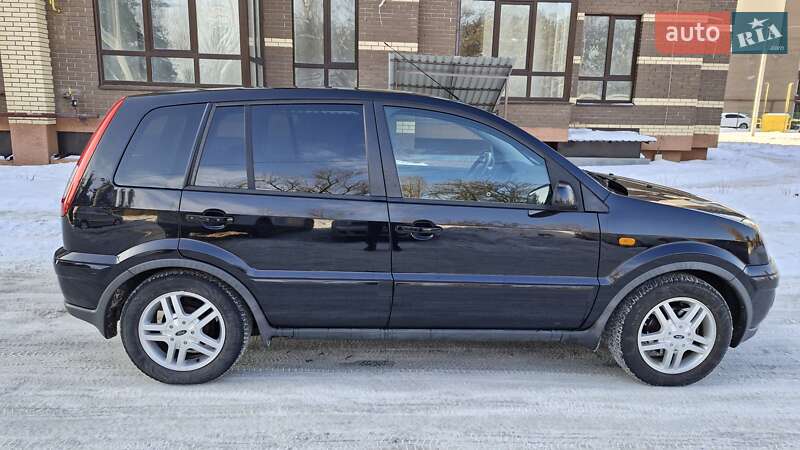 Хетчбек Ford Fusion 2008 в Чернігові