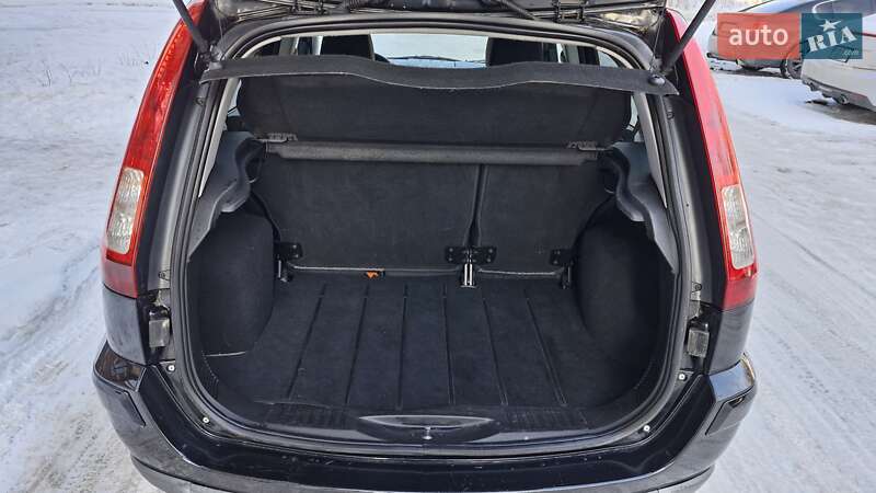 Хетчбек Ford Fusion 2008 в Чернігові