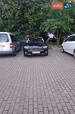 Седан Ford Fusion 2013 в Рівному