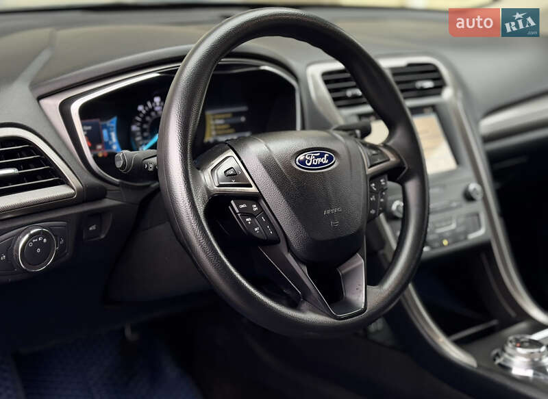 Седан Ford Fusion 2018 в Николаеве