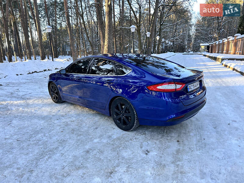 Седан Ford Fusion 2014 в Киеве