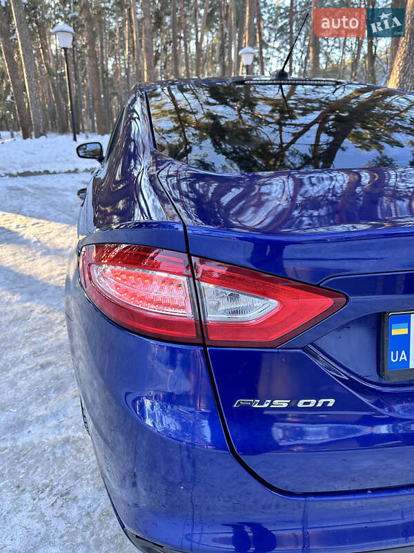 Седан Ford Fusion 2014 в Киеве