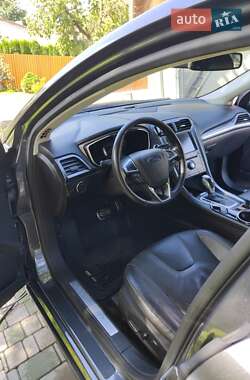 Седан Ford Fusion 2015 в Золочеве