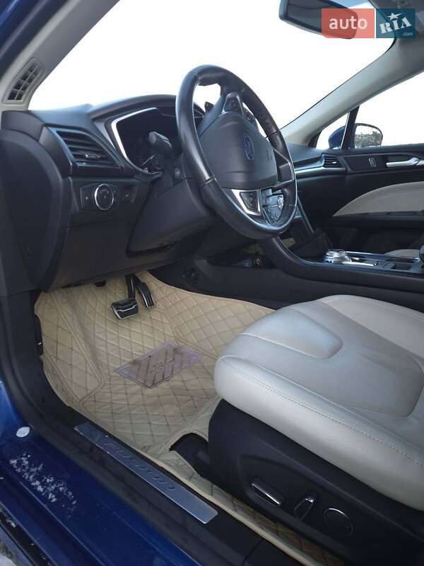 Седан Ford Fusion 2018 в Тернополі