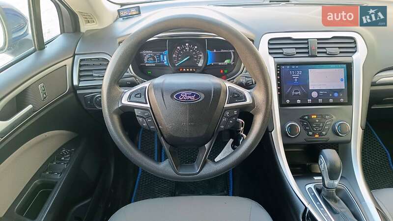 Седан Ford Fusion 2015 в Киеве