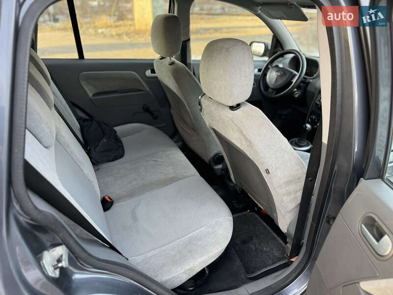 Хетчбек Ford Fusion 2003 в Дніпрі