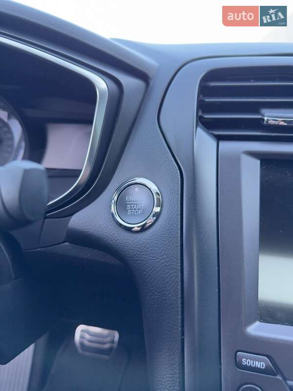 Седан Ford Fusion 2017 в Киеве