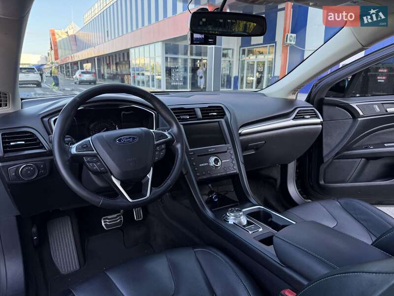 Седан Ford Fusion 2017 в Киеве