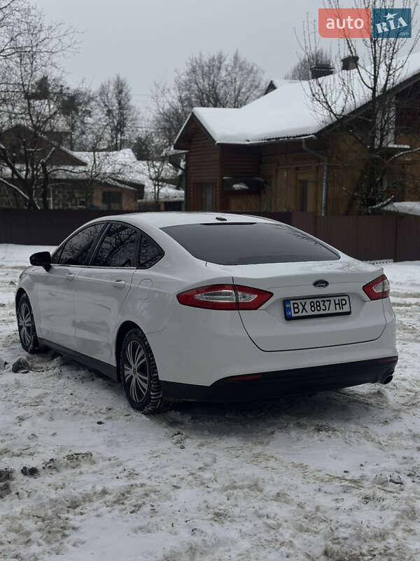 Седан Ford Fusion 2013 в Ивано-Франковске