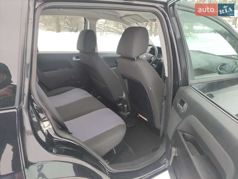 Хэтчбек Ford Fusion 2009 в Чернигове