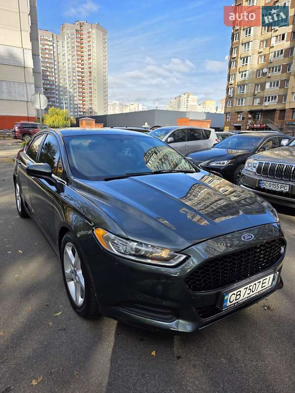 Ford Fusion 2015