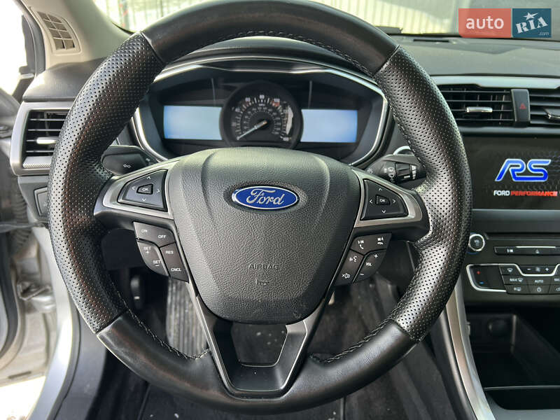 Седан Ford Fusion 2016 в Черкассах