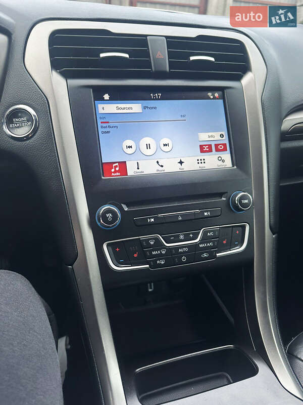 Седан Ford Fusion 2016 в Одесі