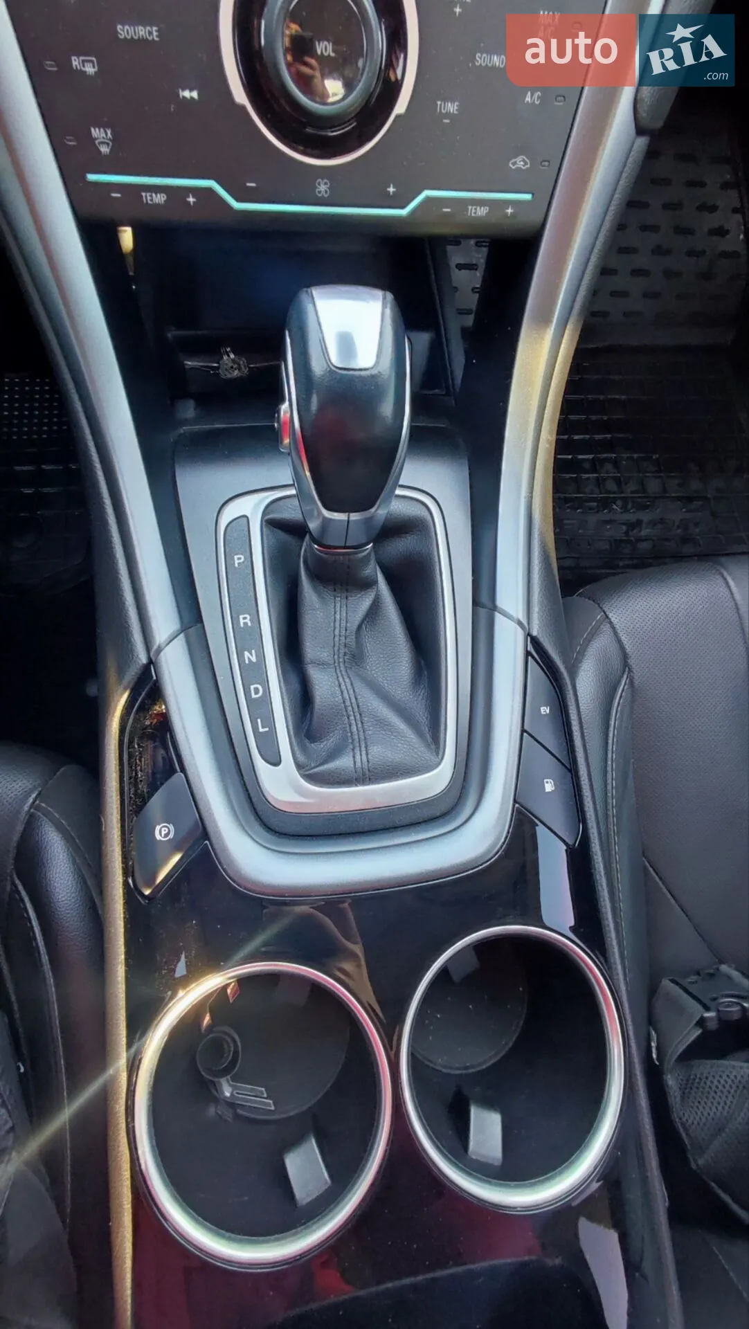 2013 Ford Fusion - мініатюра 12