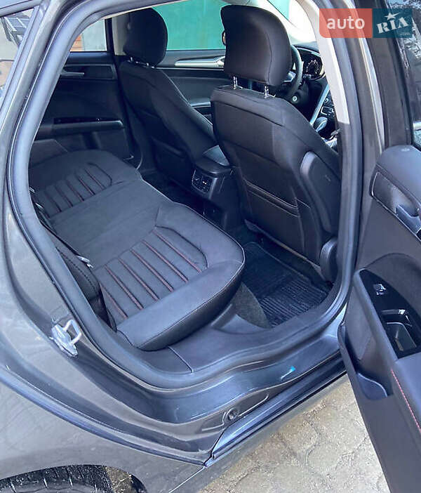 Седан Ford Fusion 2016 в Києві фото 8 Седан Ford Fusion 2016 в Києві