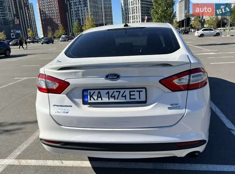 Седан Ford Fusion 2013 в Киеве фото 2 Седан Ford Fusion 2013 в Киеве