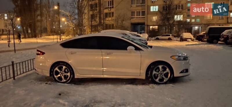 Седан Ford Fusion 2013 в Киеве фото 33 Седан Ford Fusion 2013 в Киеве