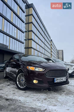 Седан Ford Fusion 2012 в Ровно