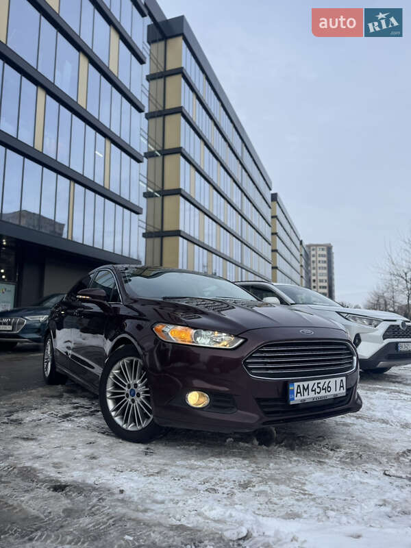 Седан Ford Fusion 2012 в Рівному фото Седан Ford Fusion 2012 в Рівному