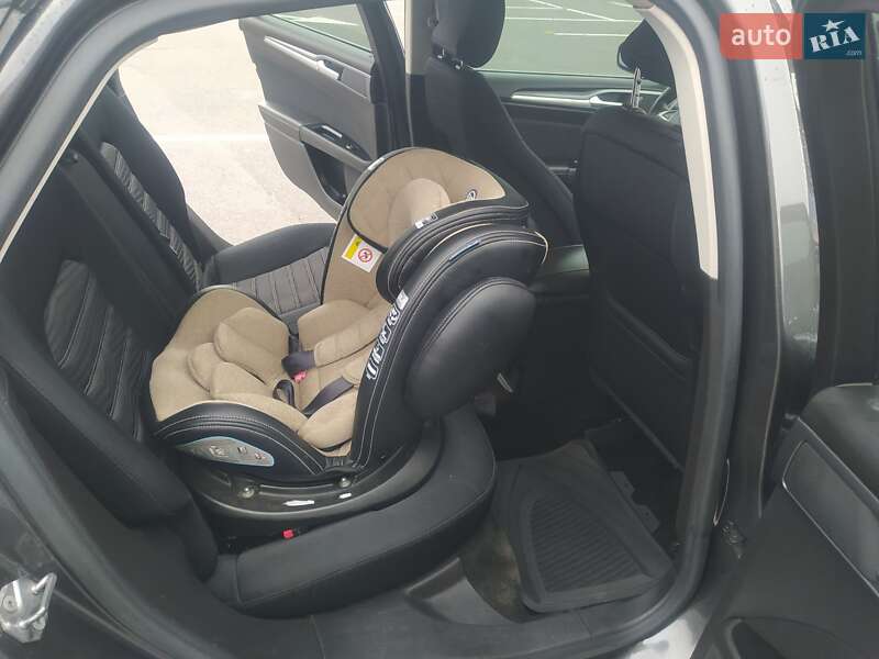 Седан Ford Fusion 2015 в Вінниці