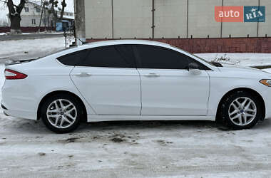 Седан Ford Fusion 2014 в Виннице