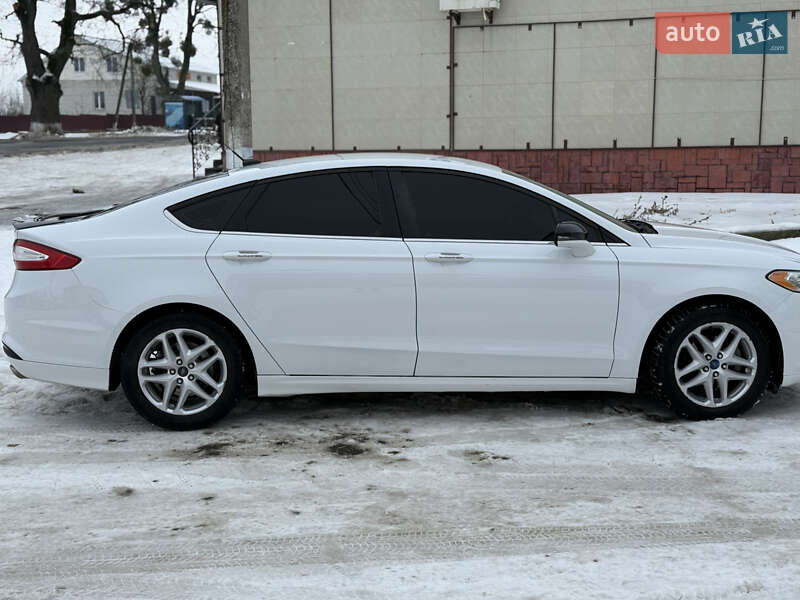 Седан Ford Fusion 2014 в Виннице