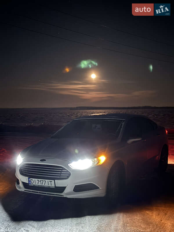 Седан Ford Fusion 2014 в Виннице